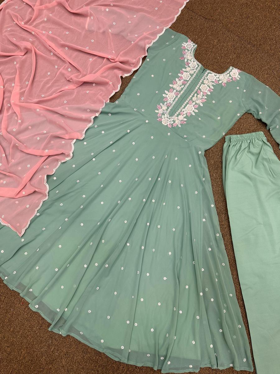 HK-1617-DESIGNER-GOWN-WHOLESALE-IN-INDIA-7