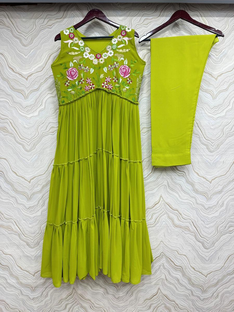 HK-1619-DESIGNER-GOWN-WHOLESALE-IN-INDIA-1