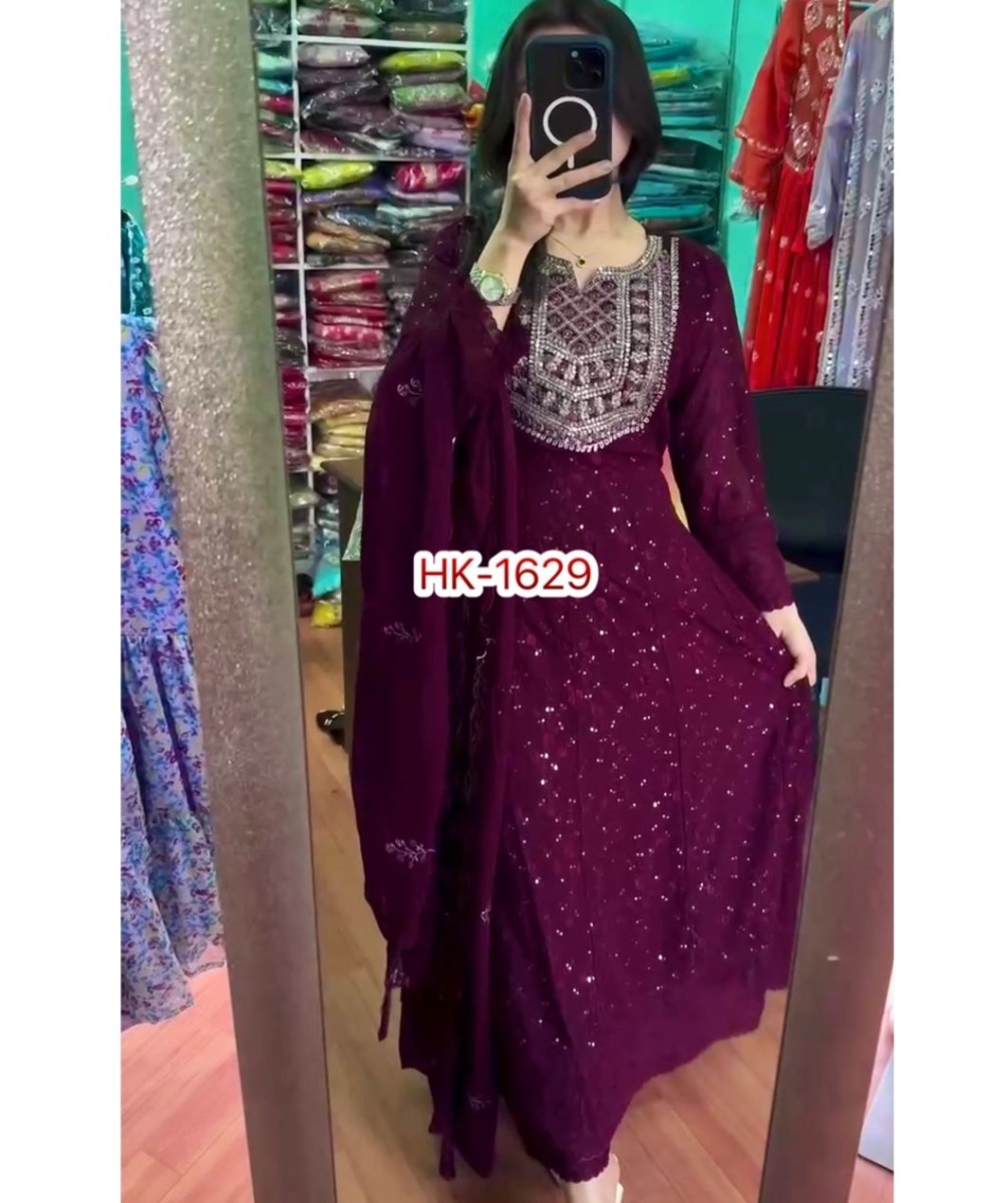 HK-1629-DESIGNER-GOWN-WHOLESALE-IN-INDIA-1