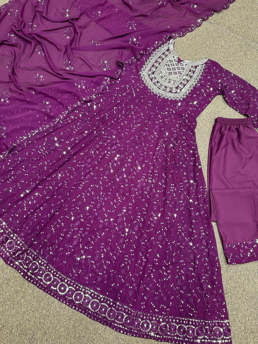 HK-1629-DESIGNER-GOWN-WHOLESALE-IN-INDIA-3