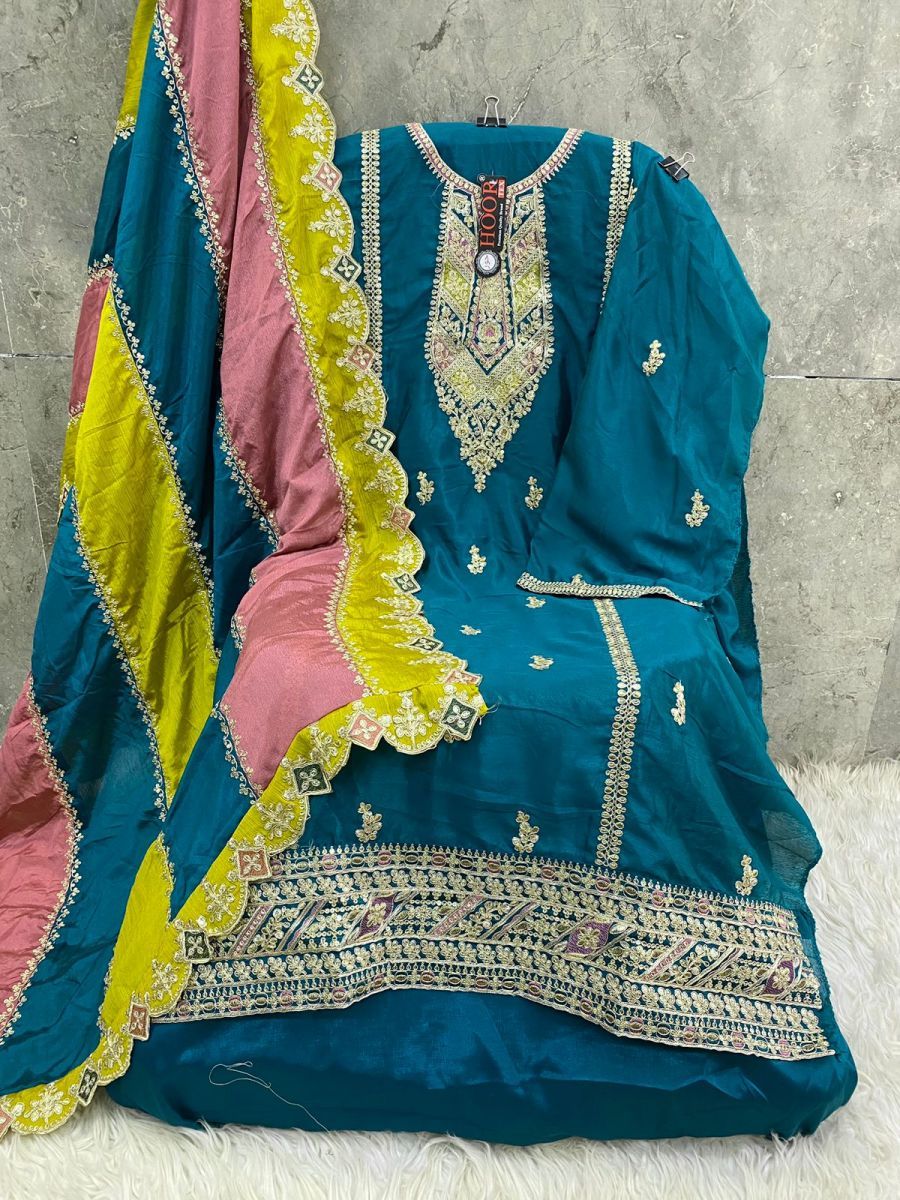 HOOR-TEX-H-257-C-PAKISTANI-SUITS-IN-INDIA-2
