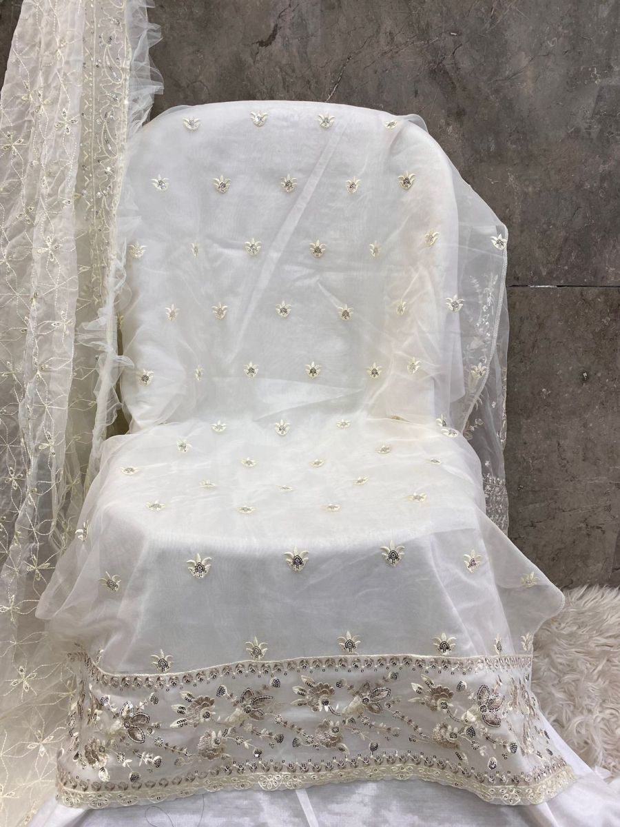 HOOR-TEX-OR-28-PAKISTANI-SUITS-WHOLESALE-3