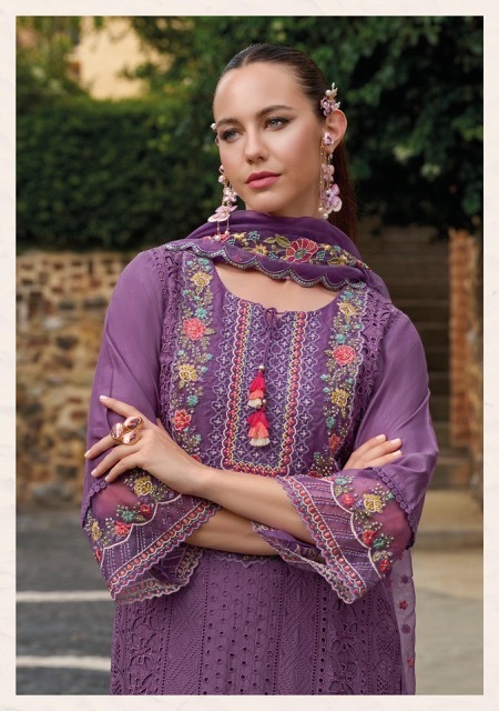 KAILEE-FASHION-SAFARANAMA-VOL-5-VISCOSE-EMBROIDERY-KURTI-SUPPLIER-IN-SURAT-14