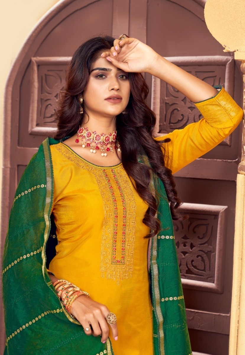 KALARANG-BHAKTI-DOLA-MUSLIN-SALWAR-SUITS-WHOLESALER-SURAT-8