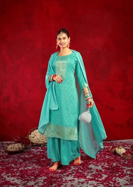 KALARANG-KANCHAN-MUSLIN-DOLA-JACQUARD-SUITS-AT-BEST-PRICE-2