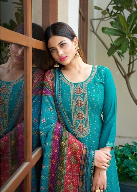 KALARANG-MITTAL-MUSLIN-DOLA-JACQUARD-SALWAR-SUITS-SUPPLIER-SURAT-1