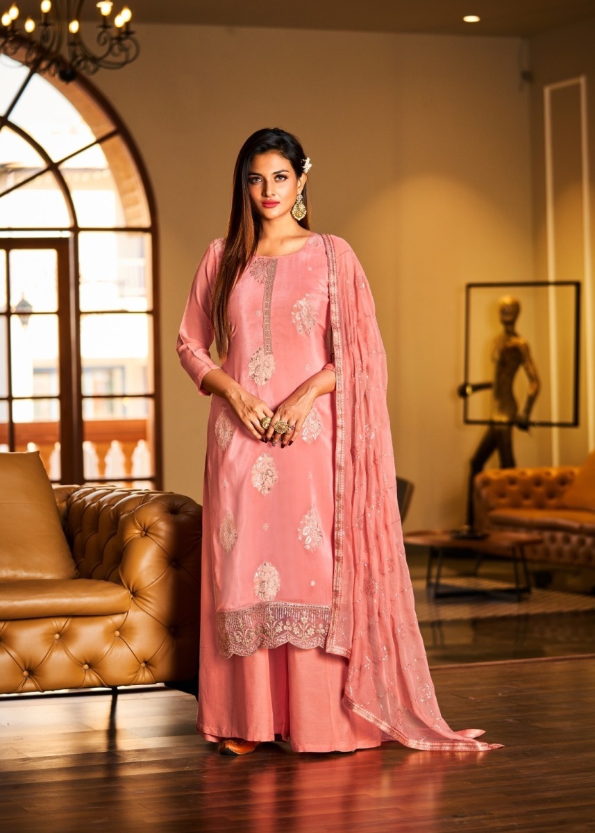 KALARANG-SOPHIA-CREP-DOLA-JACQUARD-SUITS-WHOLESALER-SURAT-3