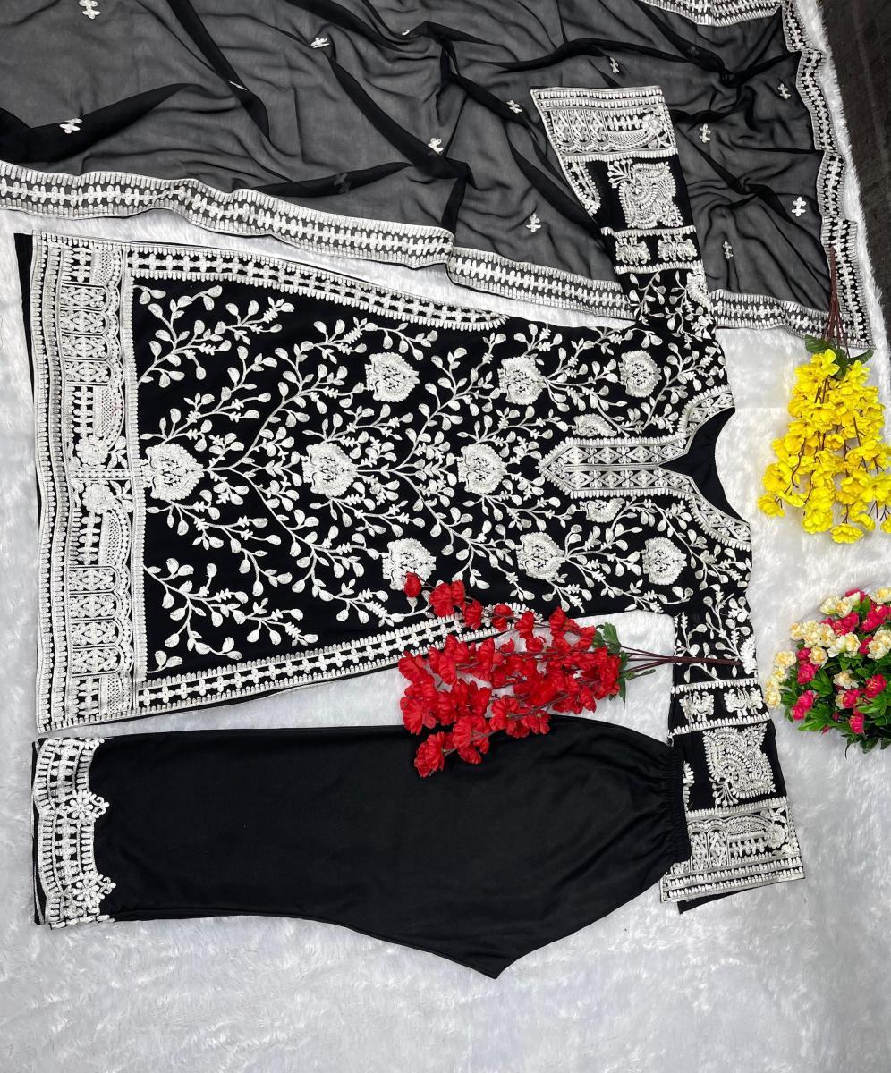 KARMA-FASHION-KF-1539-DESIGNER-SUITS-WHOLESALE-3