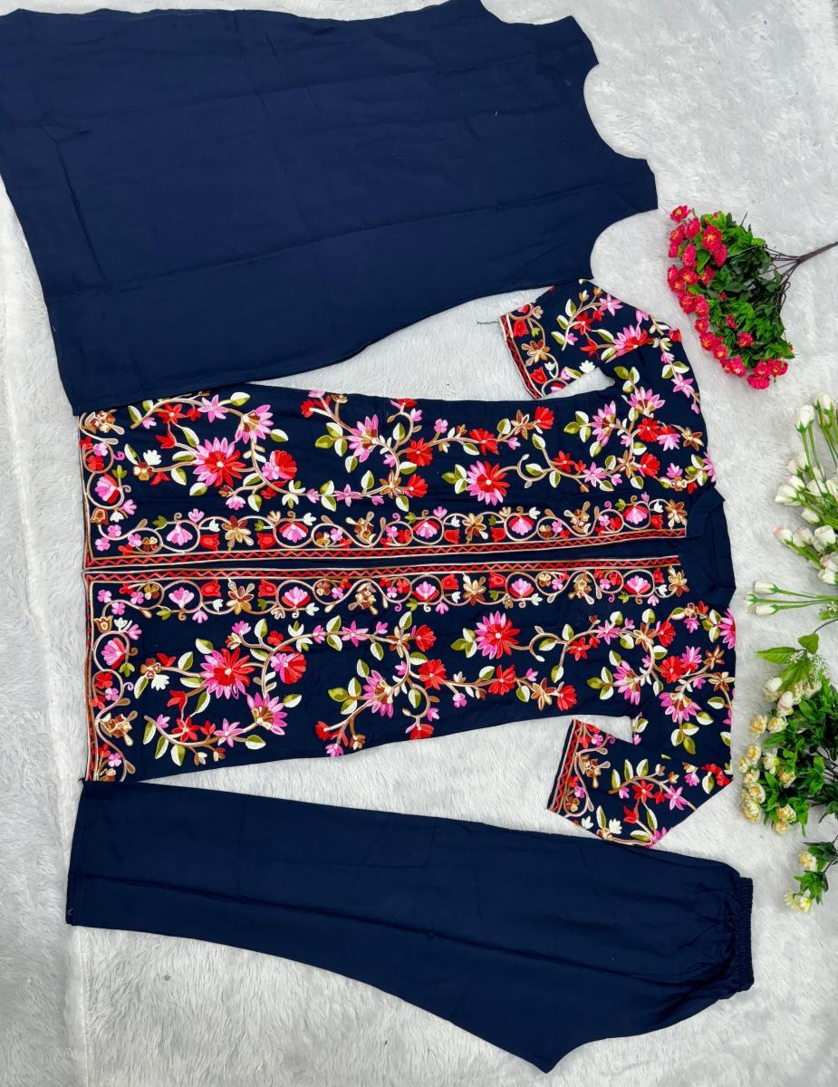 KARMA-FASHION-KF-1621-DESIGNER-SUITS-WHOLESALE-4