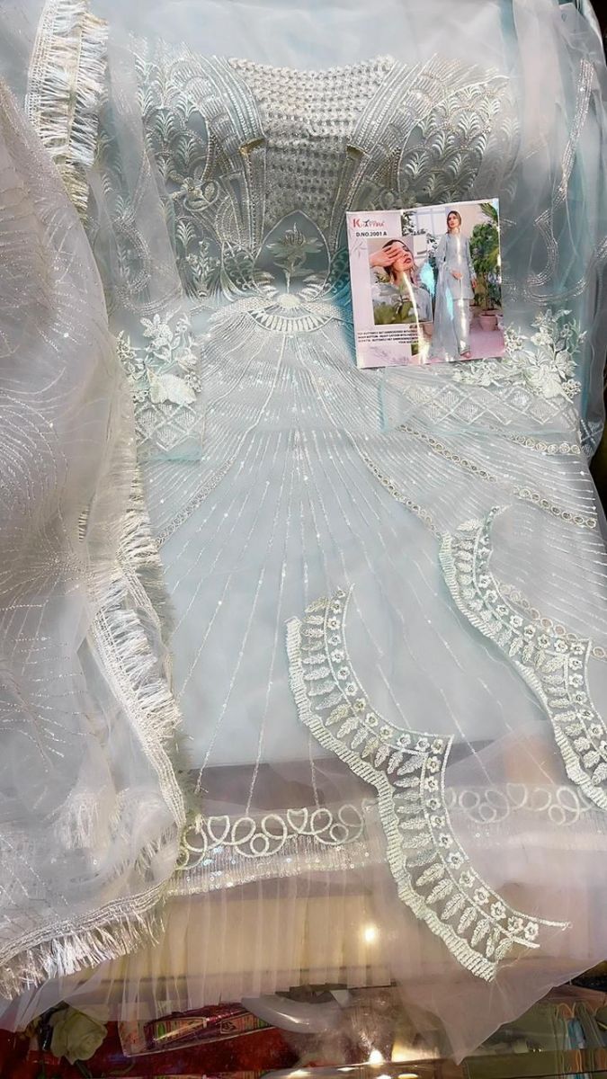 KHAYYIRA-MAHGUL-D.NO-2001-PAKISTANI-SALWAR-KAMEEZ-CATALOGUE-8