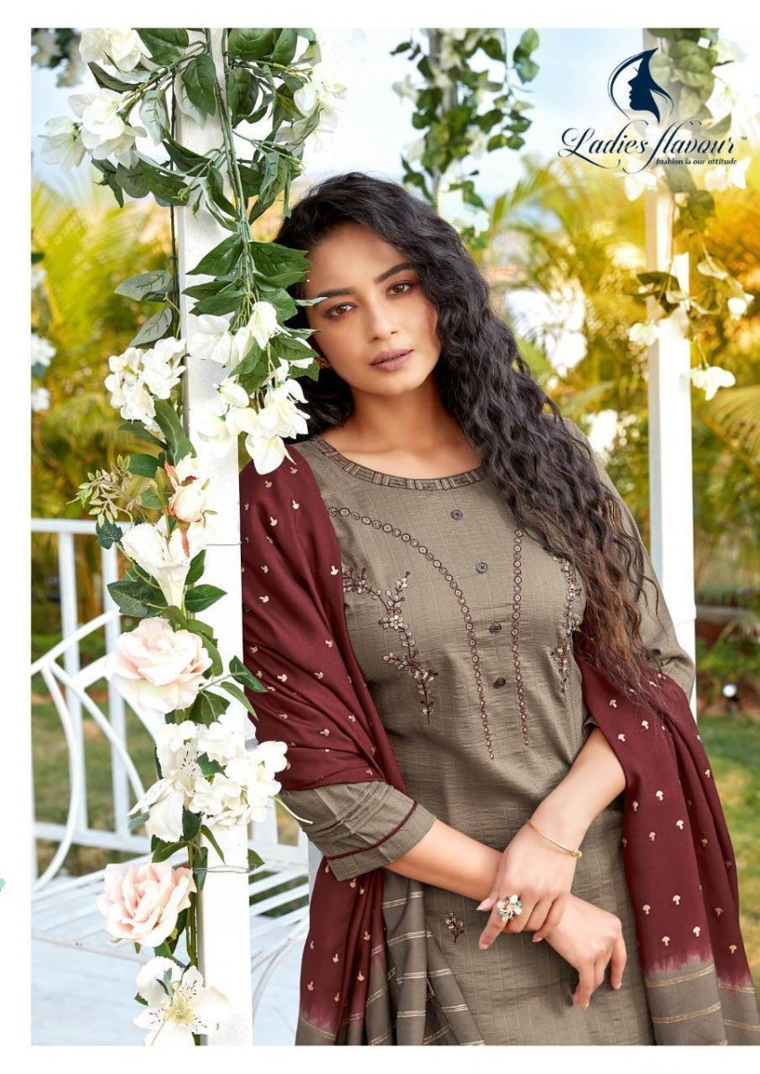 LADIES-FLAVOUR-AAROHI-VOL-4-KURTI-BOTTOM-WITH-DUPATTA-LATEST-COLLECTION-6