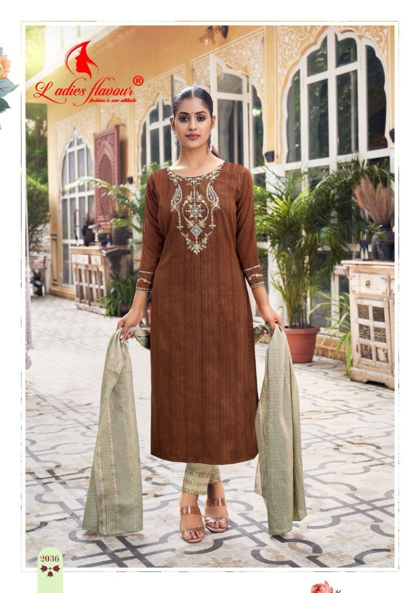 LADIES-FLAVOUR-PARAMPARA-VOL-2-READYMADE-KURTI-WHOLESALER-IN-SURAT-5