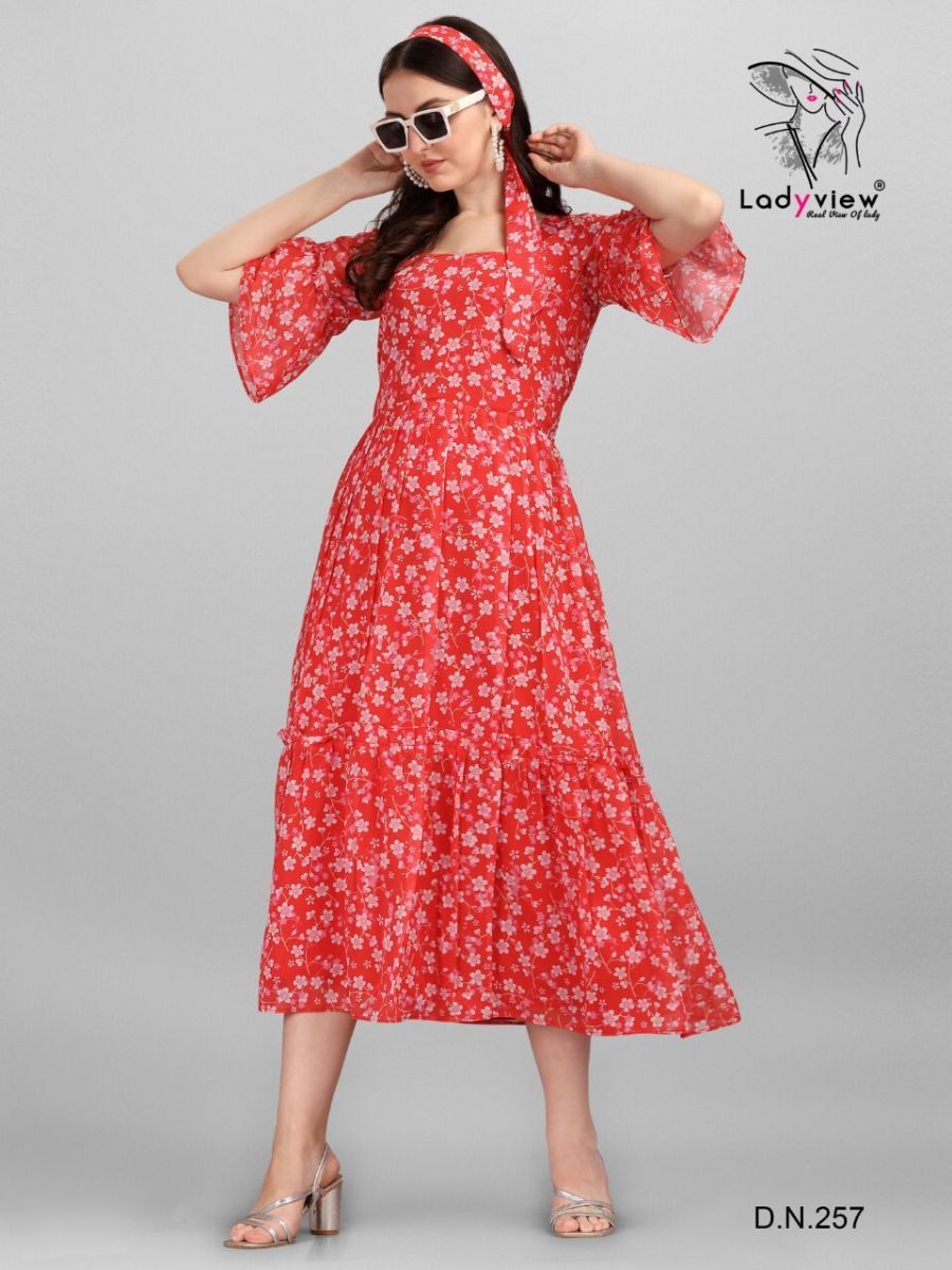 LADYVIEW-FUSION-GEORGETTE-PRINTED-GOWN-STYLE-KURTIS-SUPPLIER-4