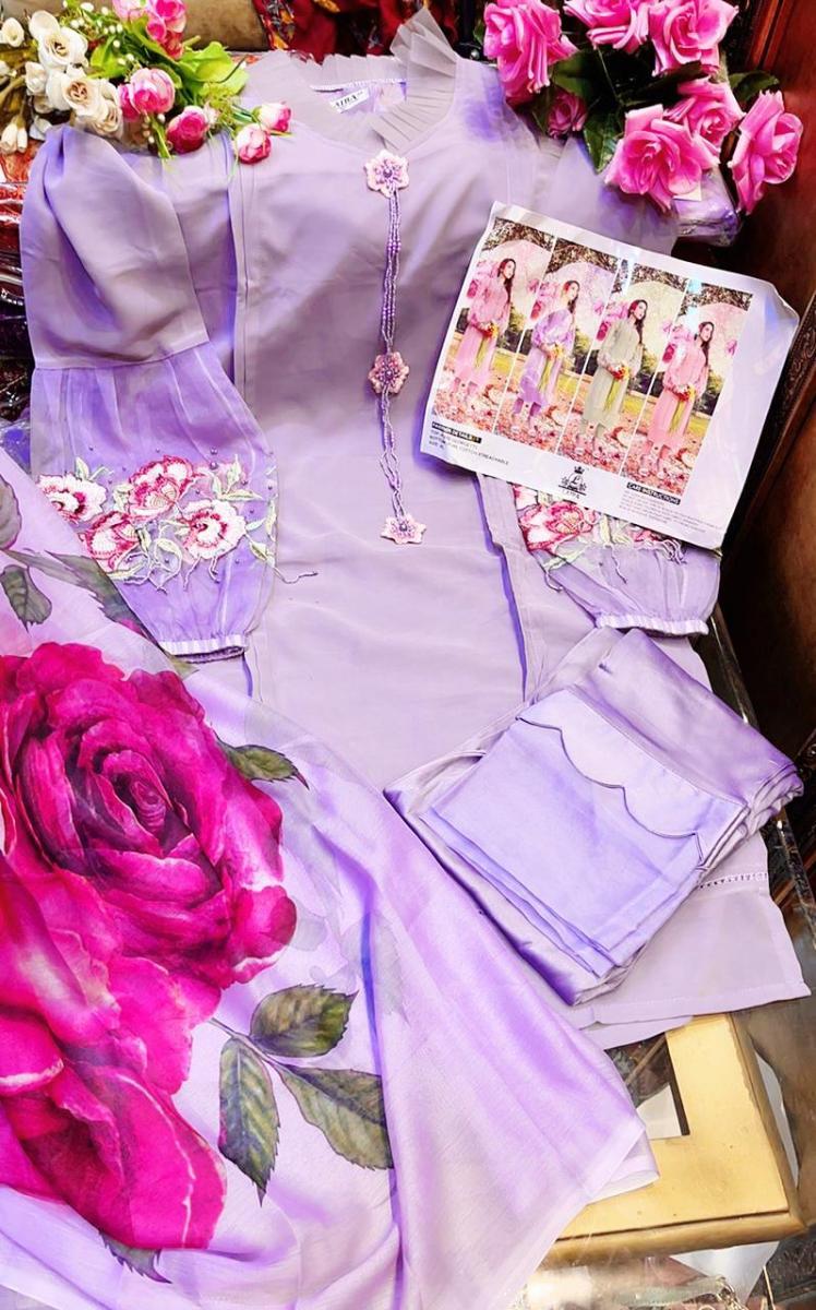 1_LAIBA-AM-VOL-73-EDEN-GARDEN-COLLECTION-6