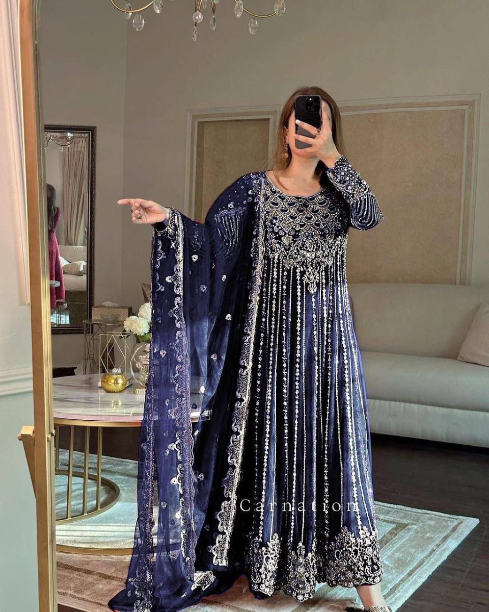 LC-1198-DESIGNER-GOWN-WHOLESALE-IN-COLORS-8