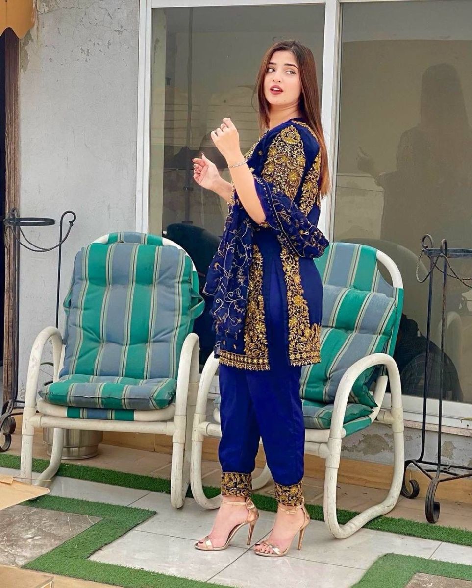 LC-1203-DESIGNER-TOP-PLAZZO-SUITS-WHOLESALE-5