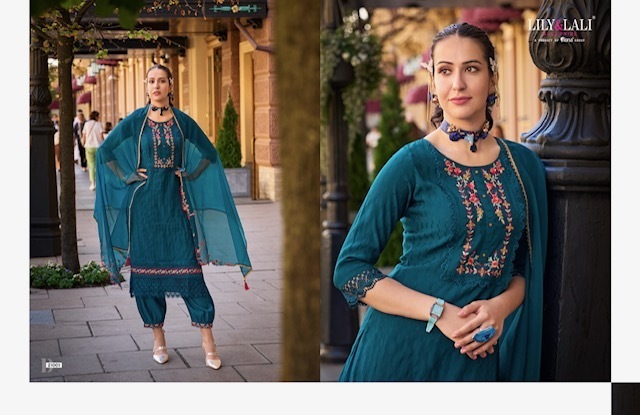 LILY-LALI-MEHWISH-HANDWORK-KURTIS-CATALOGUE-2