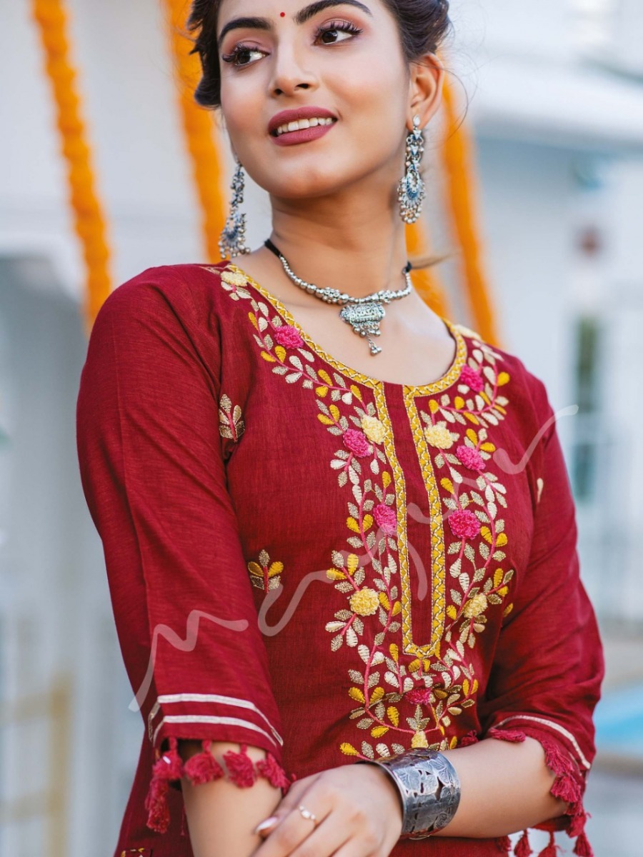 MAYUR-BUNAAI-RAYON-EMBROIDERY-KURTI-LATEST-COLLECTION-2022-5