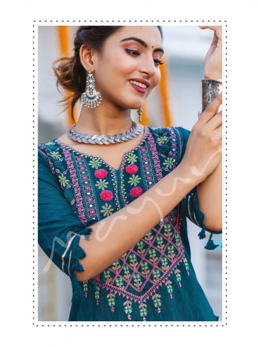 MAYUR-BUNAAI-RAYON-EMBROIDERY-KURTI-LATEST-COLLECTION-2022-9