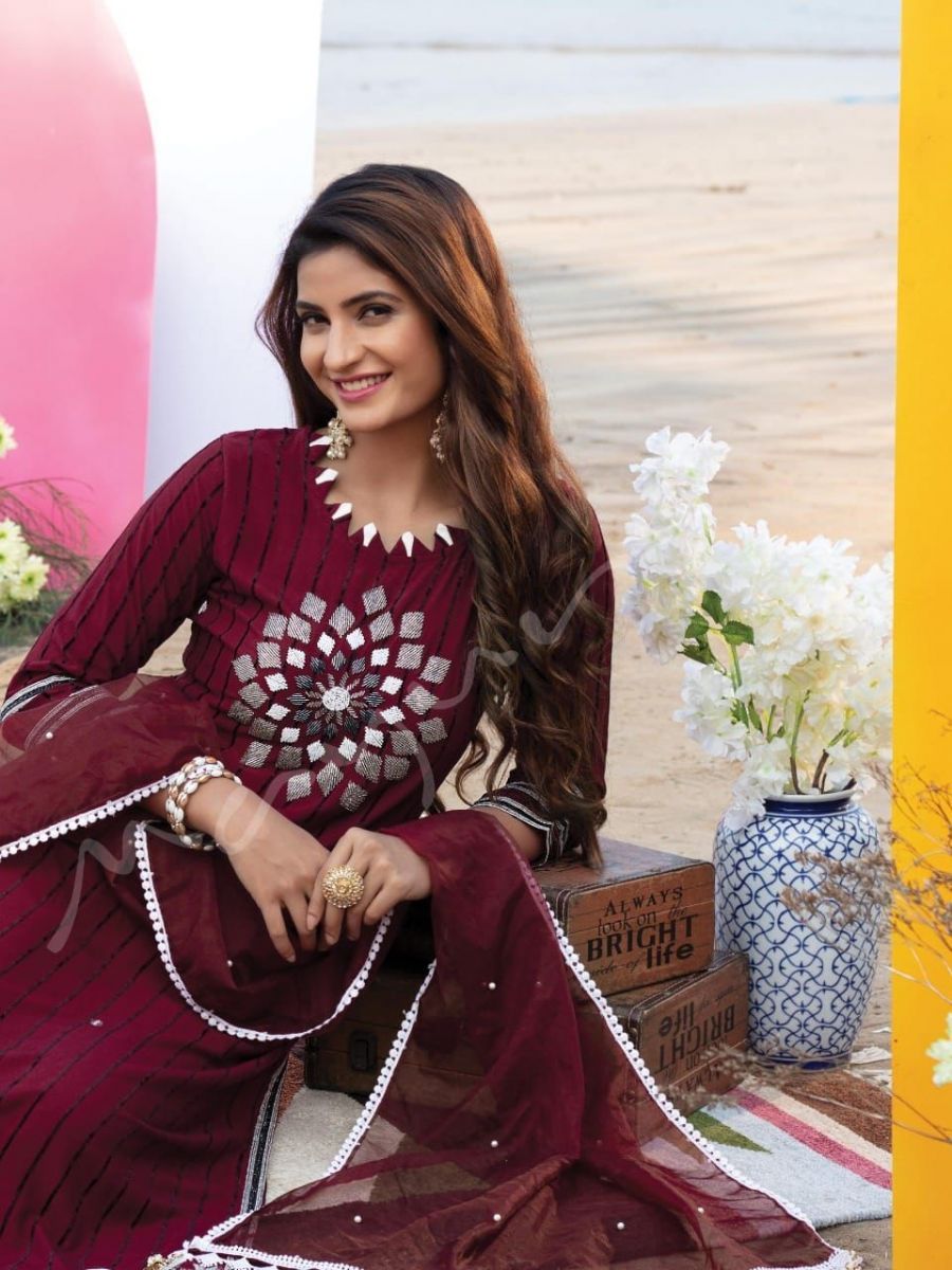 MAYUR-CREATION-BOMBAY-VELVET-KURTI-PANT-WITH-DUPATTA-LATEST-CATALOGUE-2