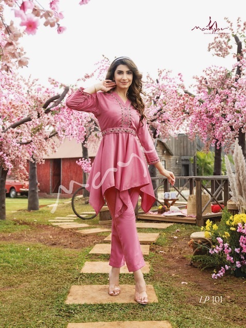 MAYUR-CREATION-LUXURY-PRET-CHINON-TOP-WITH-PANT-DESIGNER-COLLECTION-2023-4