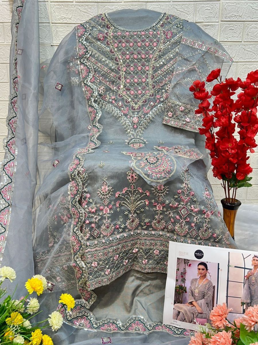 MEHBOOB-TEX-1332-A-B-C-D-PAKISTANI-SUITS-IN-INDIA-7