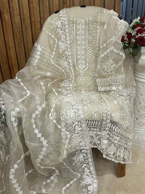 MEHBOOB-TEX-BEFORE-VOL-1-ORGANZA-EMBROIDERY-PAKISTANI-SUITS-AT-SURAT-8