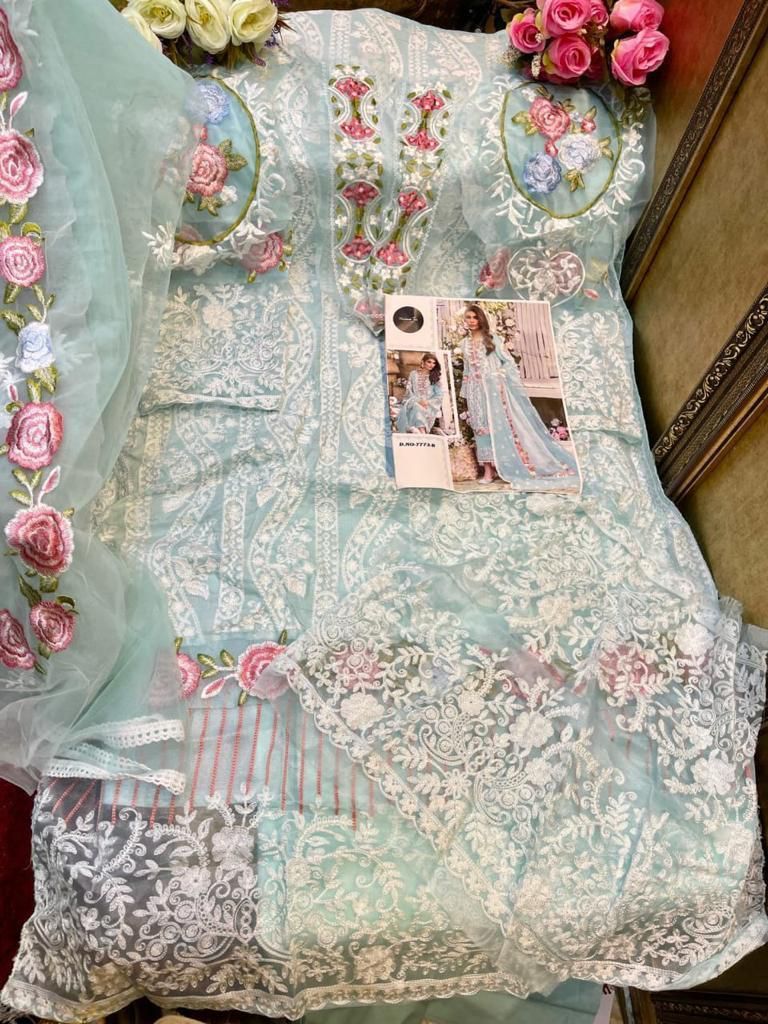 MEHBOOB-TEX-CRIMSON-EMBROIDERY-PAKISTANI-SUITS-SUPPLIER-5