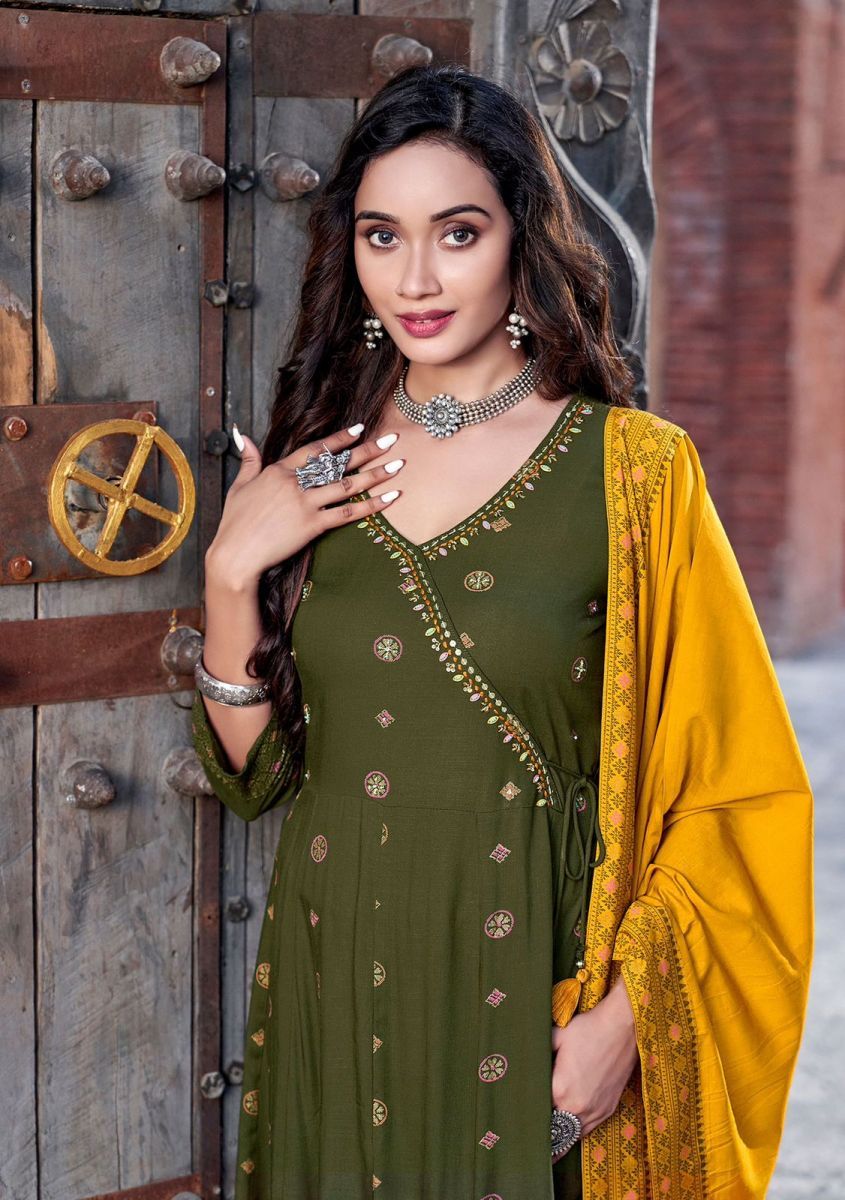 MITTOO-NAFIZA-RAYON-READYMADE-KURTI-CATALOGUE-WHOLESALER-IN-SURAT-2