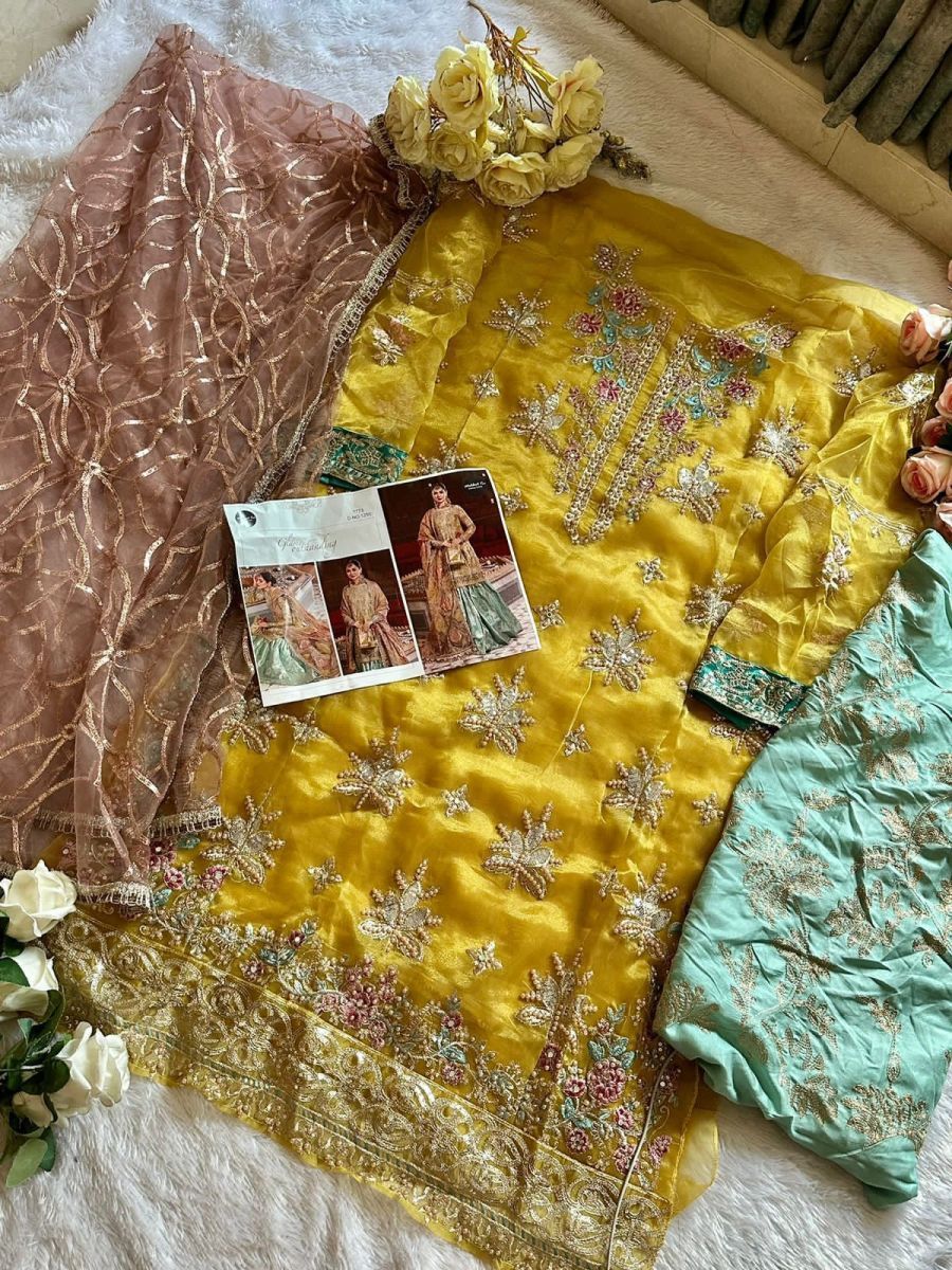 MRHBOOB-TEX-1255-PAKISTANI-SUITS-WHOLESALE-4