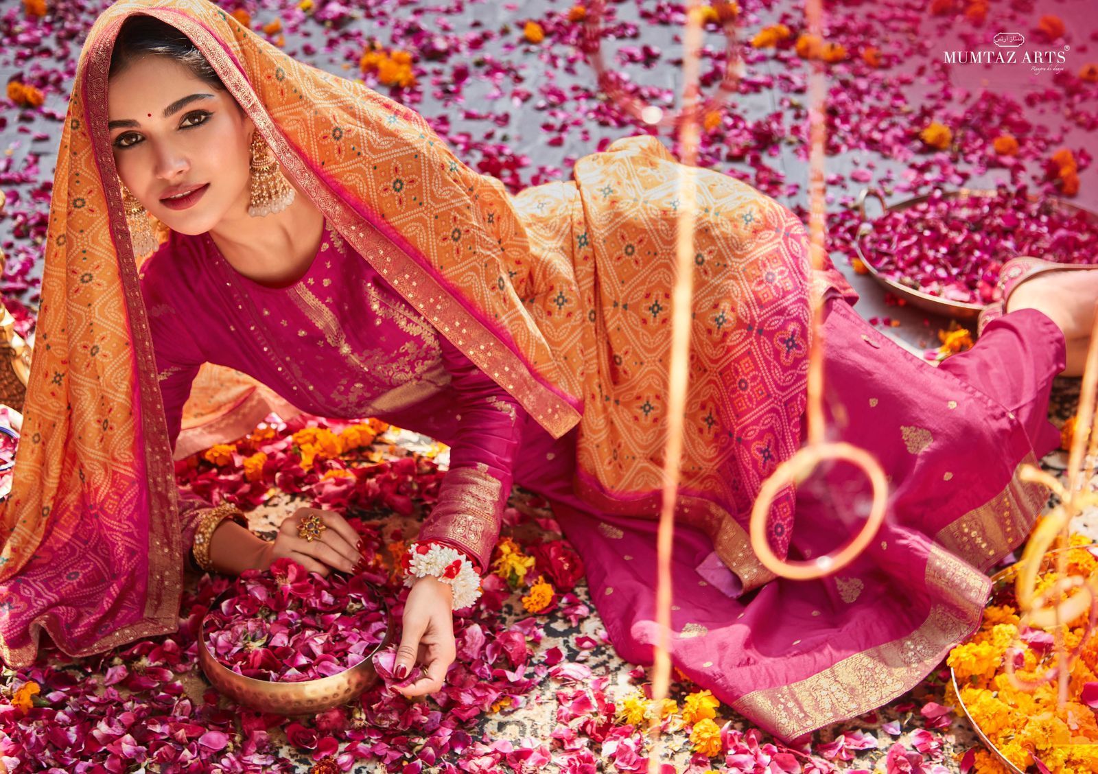 MUMTAZ-ARTS-UTSAV-DOLA-JAQAURD-SALWAR-SUITS-MANUFACTURER-SURAT-5