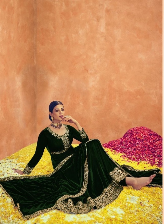 NITYA-PARISHA-VELVET-SALWAR-KAMEEZ-WHOLESALER-IN-SURAT-1