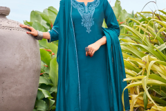 OSSM-NARGIS-VISCOSE-EMBROIDERY-READYMADE-KURTI-DISTRIBUTOR-IN-SURAT-4