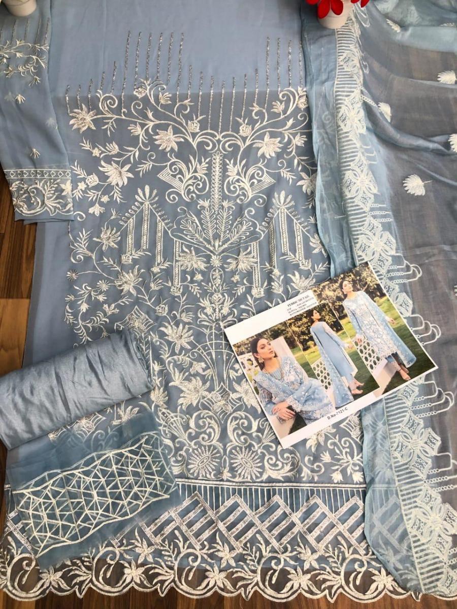 PAKISTANI-SALWAR-KAMEEZ-WHOLESALER-SURAT-5