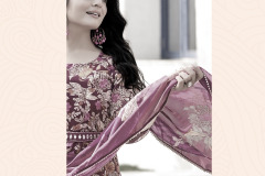 PARRA-STUDIO-SANGAM-LONG-GOWN-STYLE-KURTIS-CATALOGUE-SUPPLIER-IN-SURAT-10