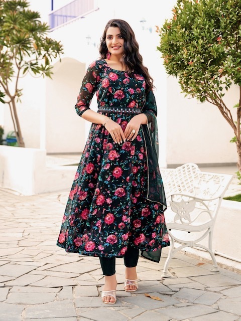 PARRA-STUDIO-SANGAM-LONG-GOWN-STYLE-KURTIS-CATALOGUE-SUPPLIER-IN-SURAT-5