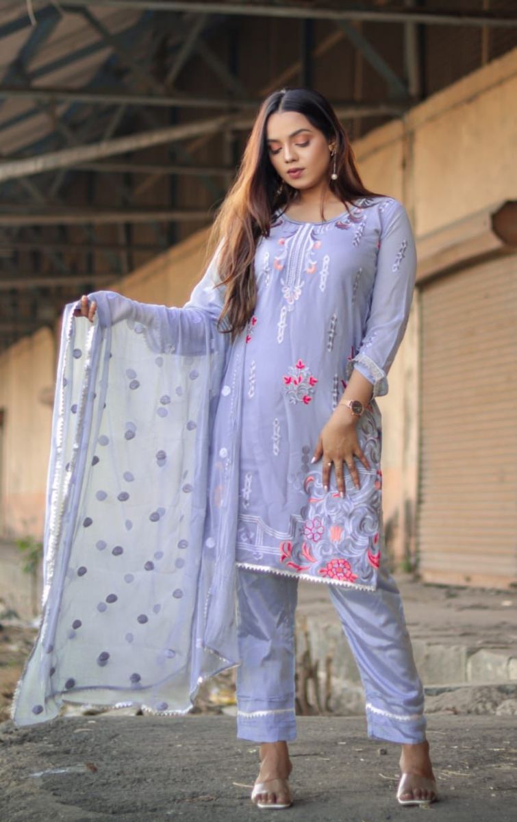PEHNAVA-EMBROIDERY-PAKISTANI-TOP-BOTTOM-WITH-DUPATTA-WHOLESALE-10