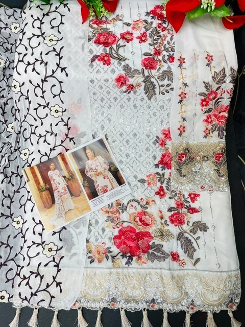 PEHNAVA-FASHION-MART-PAKISTANI-D.NO-8110-SALWAR-SUITS-WHOLESALE-7