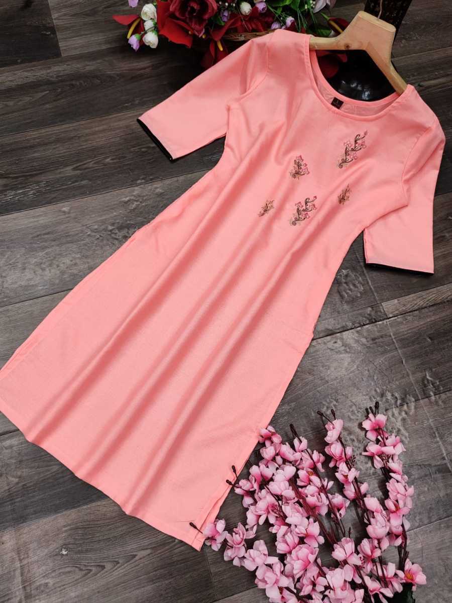 PEHNAVA-FASHION-MART-TRENDY-BRANDED-KURTIS-MANUFACTURER-9