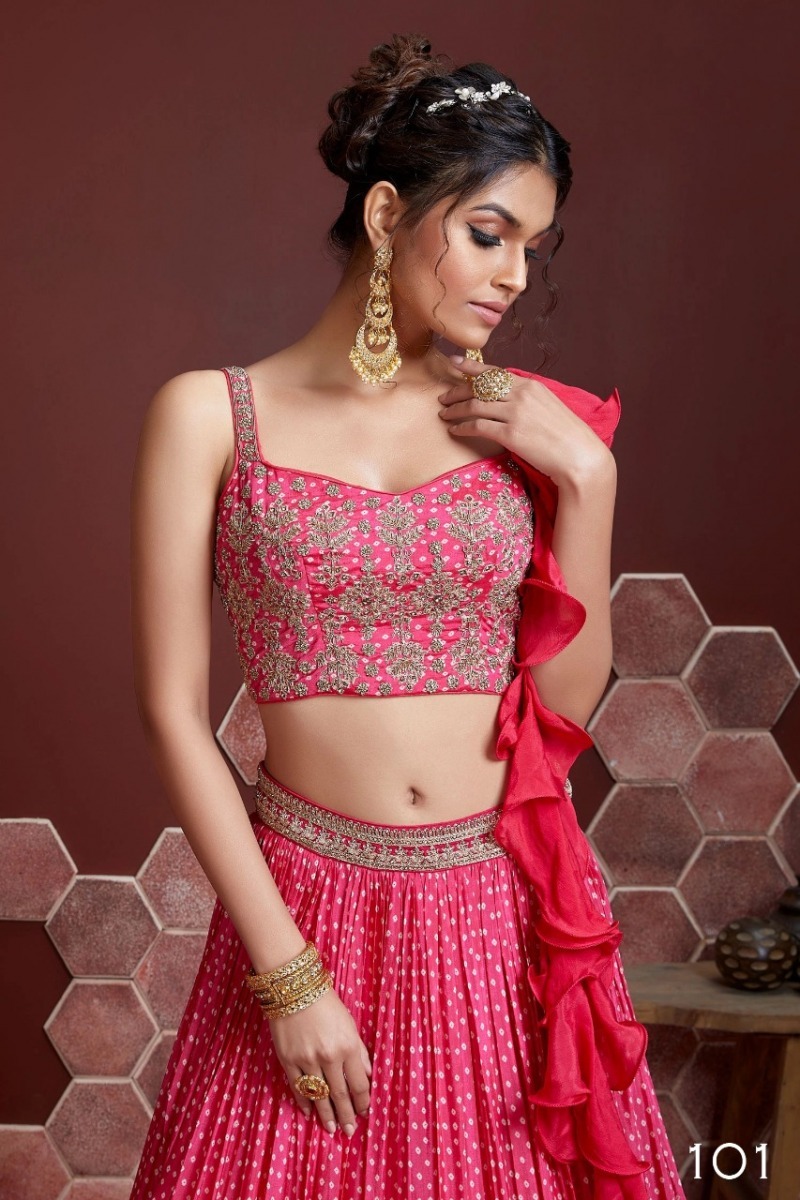PEHNAVA-MANDAKINI-DESIGNER-LEHENGA-WEDDING-COLLECTION-1