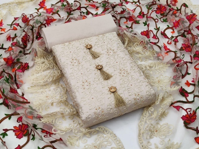 PEHNAVA-SMS-MADHURI-LATEST-SALWAR-SUITS-AT-WHOLESALE-4