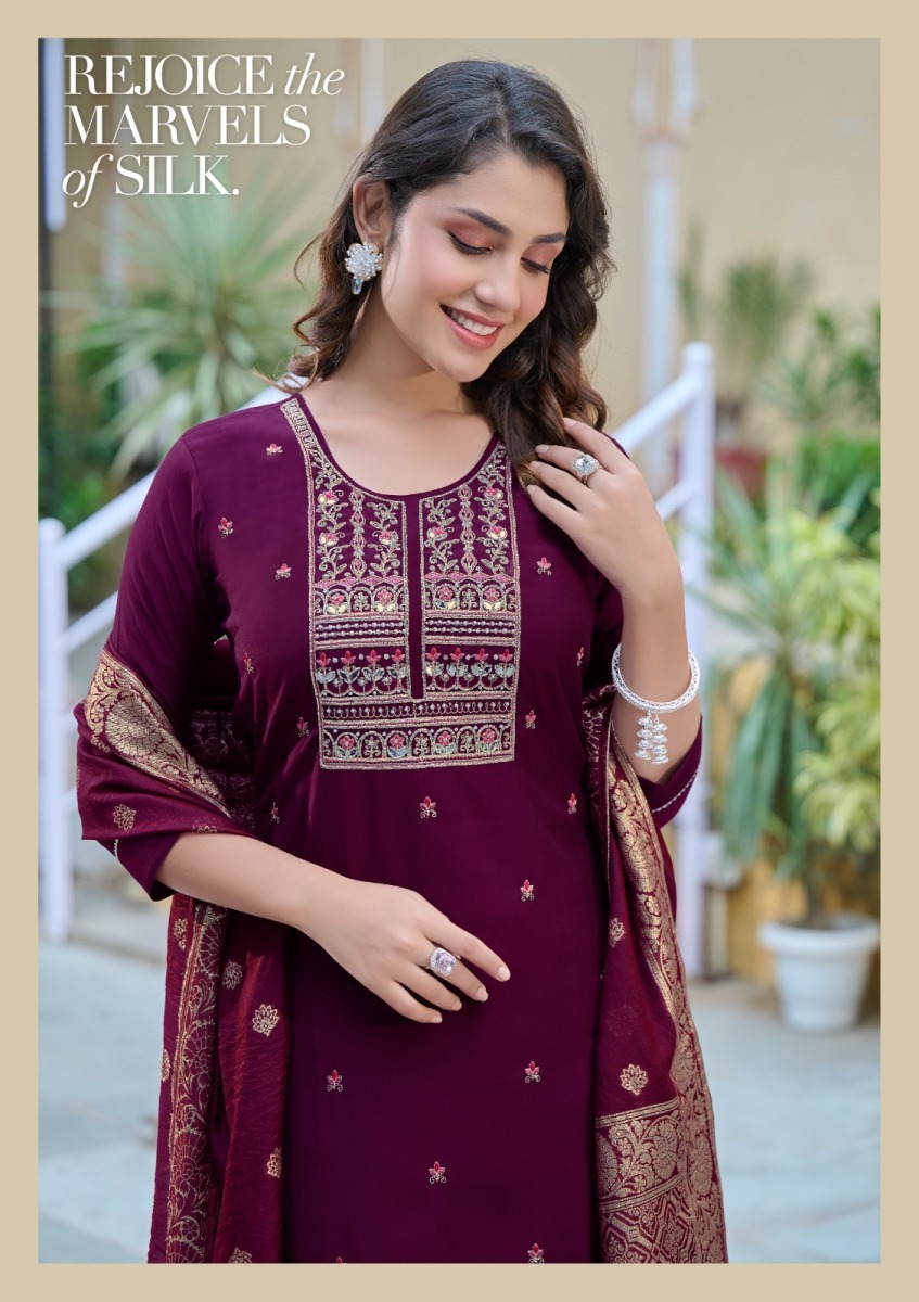 PIROHI-MAHIYE-READYMADE-HANDWORK-KURTIS-WHOLESALER-IN-SURAT-9