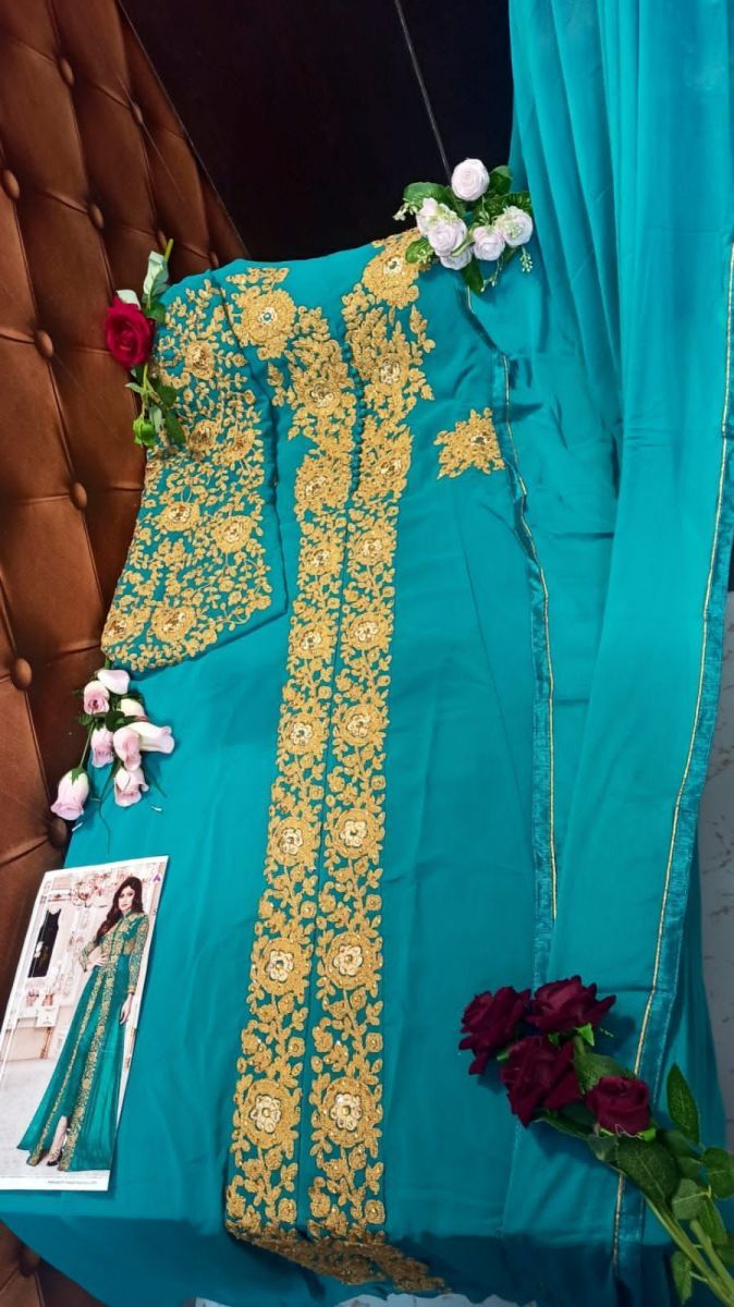 RAMSHA-D.NO-8001-GEORGETTE-DESIGNER-SUITS-WHOLESALE-10