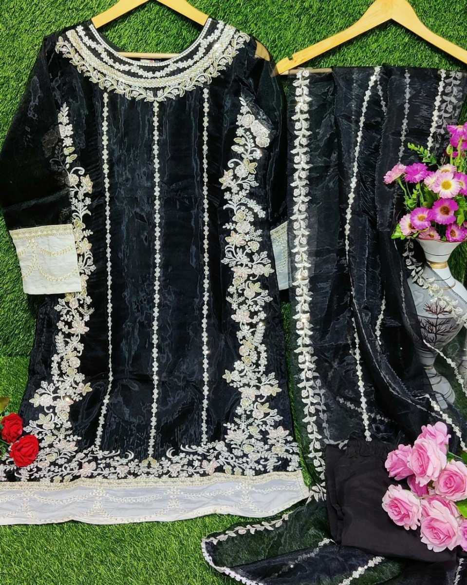 RAMSHA-R-1031-NX-ORGANZA-EMBROIDERY-PAKISTANI-SUITS-WHOLSALE-4