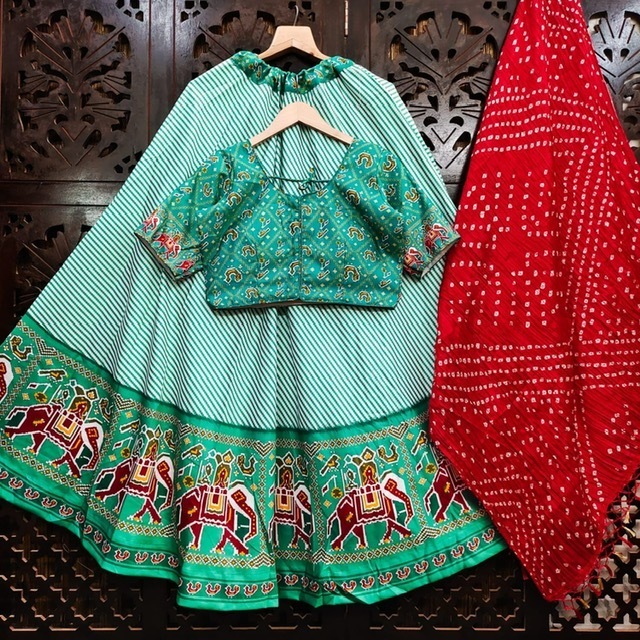 RAMZAT-DESIGNER-CHANIYA-CHOLI-NAVRATRI-COLLECTION-2022-5