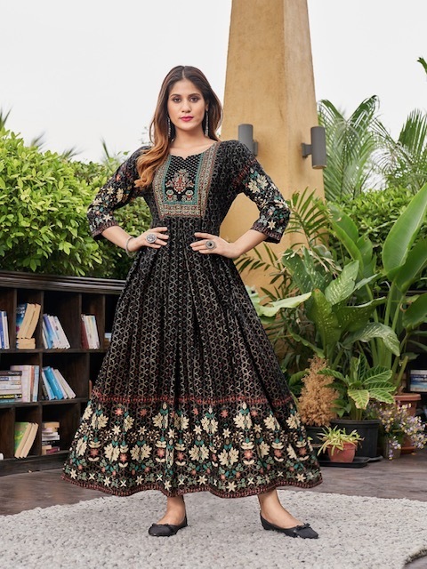 RANGJYOT-AKANSHA-VOL-1-READYAMDE-KURTIS-WHOLESALER-IN-SURAT-3