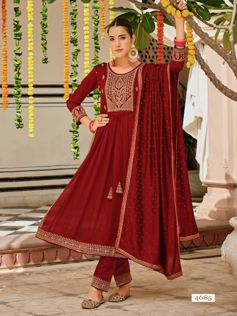 RANGOON-AISHWARIYA-PREMIUM-EMBROIDERY-READYMADE-SUITS-SURAT-4