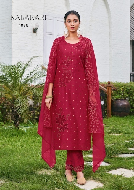 RANGOON-KALAKARI-READYMADE-VISCOSE-KURTIS-WHOLESALER-IN-SURAT-6