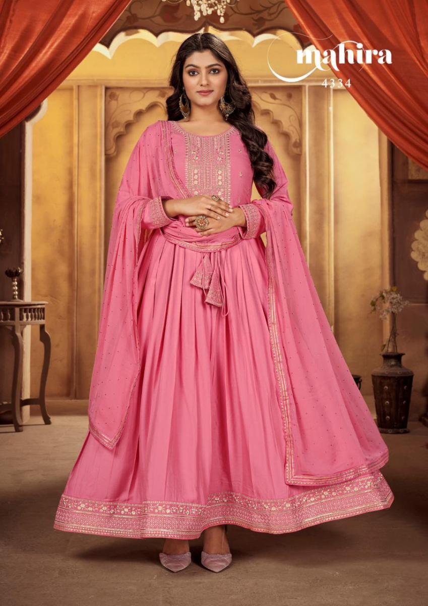 RANGOON-MAHIRA-RAYON-EMBROIDERY-KURTI-PANT-WITH-DUPATTA-3PCS-SET-6