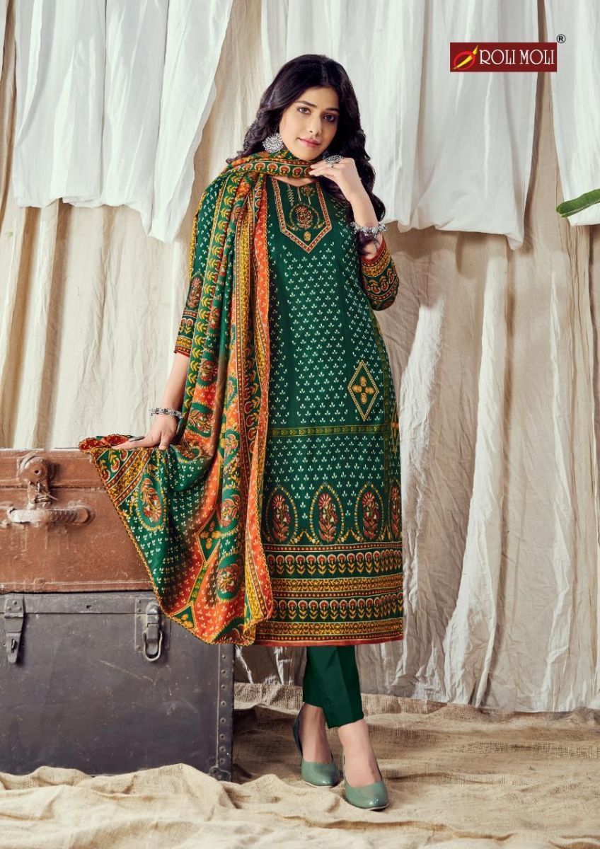 ROLI-MOLI-CREATION-GULNAR-PASHMINA-SUITS-WINTER-COLLECTION-2021-9